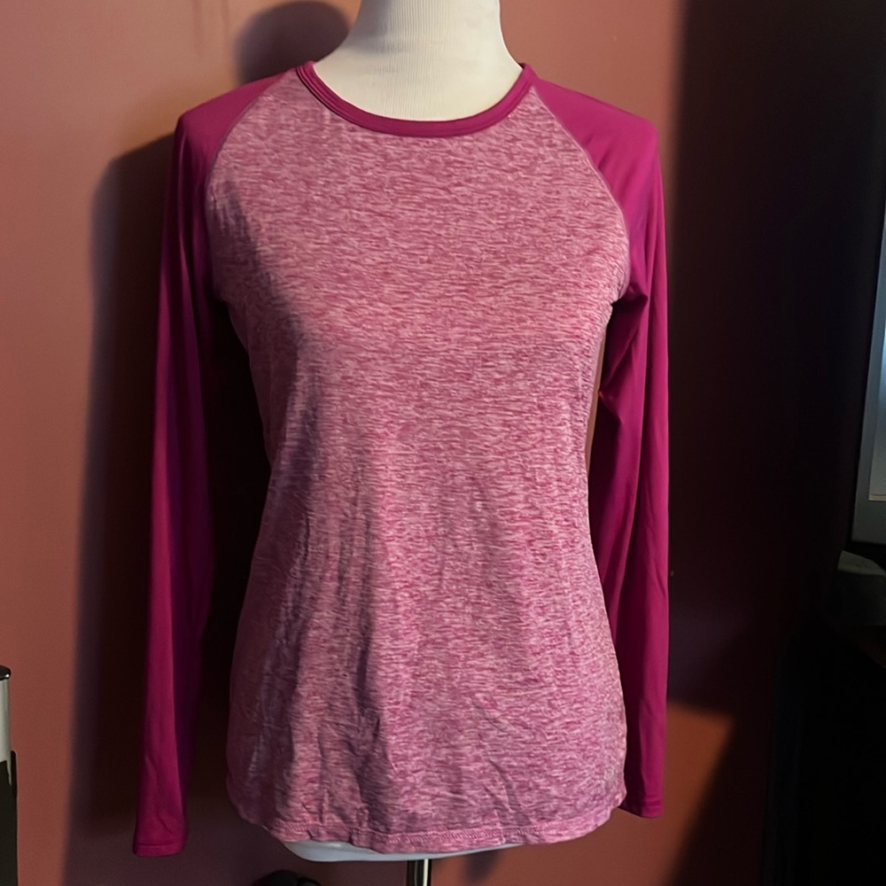 Women’s Champion Duodry Small Long Sleeve Workout Shirt Fuchsia